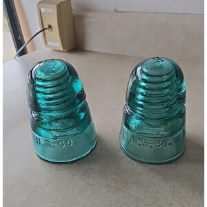 Lot of 2 Vtg Hemingray Glass Company Blue Green Glass Electric Beehive Insulator
